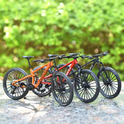 Mini Enduro Bike Model – Realistic 1:6 Scale Collectible with Functional Parts