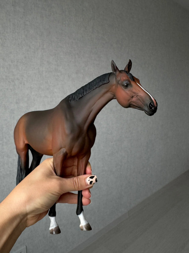 Painted Pushkin Gelding – Traditional Scale Resin Model Horse, 21 cm, Hand-Painted Collector’s Masterpiece